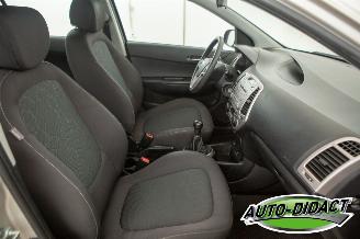 Hyundai I-20 1.2i Clima Business Edition picture 16