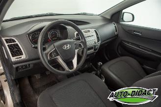 Hyundai I-20 1.2i Clima Business Edition picture 21