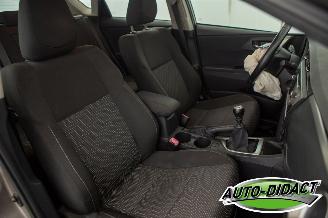 Toyota Auris 1.4 Airco Camera picture 18