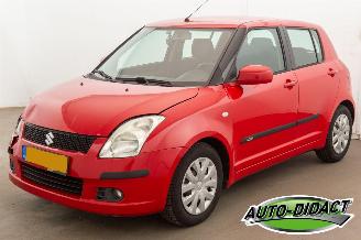 Schadeauto Suzuki Swift 1.5 Exclusive Airco 2005/9