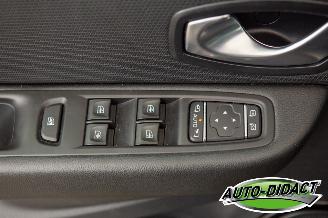 Renault Clio 1.5 dCi Automaat Clima Camera Bose picture 13