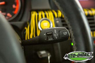 BMW 3-serie 325d Automaat Clima Navi Leder High Executive picture 17