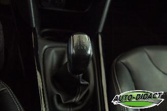 Peugeot 2008 1.2 PureTech 89.614 km Clima Navi picture 9