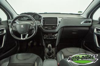 Peugeot 2008 1.2 PureTech 89.614 km Clima Navi picture 21