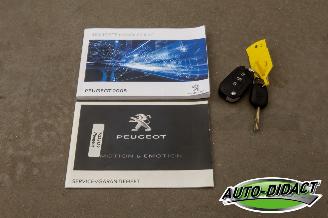 Peugeot 2008 1.2 PureTech 89.614 km Clima Navi picture 25