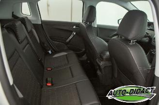 Peugeot 2008 1.2 PureTech 89.614 km Clima Navi picture 20
