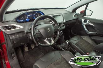 Peugeot 2008 1.2 Clima Navi Pano 111.327 km picture 23