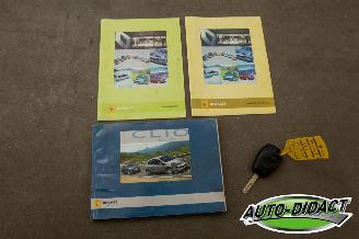 Renault Clio 1.4-16V 127.869 km Airco Dynamique Luxe picture 23
