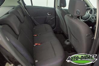 Renault Clio 1.4-16V 127.869 km Airco Dynamique Luxe picture 17