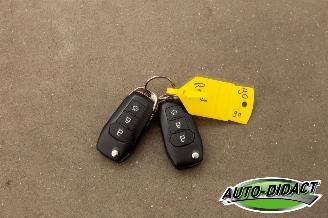 Ford Fiesta 1.1 Trend 52.078 km Airco Navi picture 28