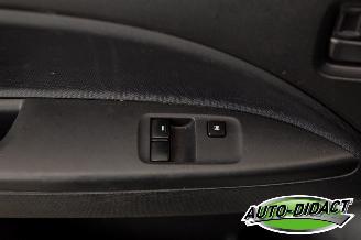 Mitsubishi Space-star 1.0 Cool+ 101.269 km Airco picture 10