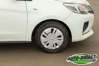 Mitsubishi Space-star 1.0 Cool+ 101.269 km Airco picture 26