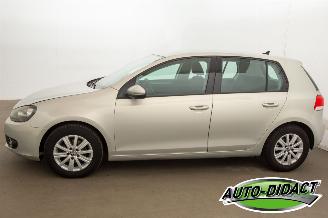 Volkswagen Golf 1.6 TDI Clima Navi picture 36