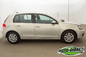 Volkswagen Golf 1.6 TDI Clima Navi picture 37