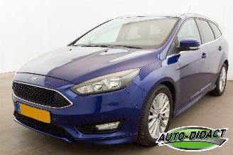 Schadeauto Ford Focus 1.5 Titanium Edition Clima Navi 2015/7
