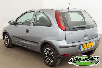 Opel Corsa 1.0-12V 110.654 km Essentia picture 3