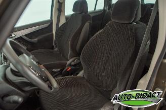 Citroën Grand C4 Picasso 1.8-16V Ambiance 7p. Clima picture 24
