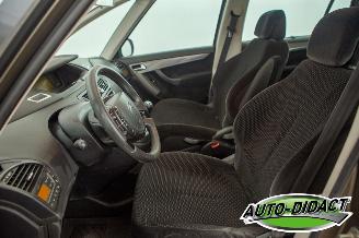 Citroën Grand C4 Picasso 1.8-16V Ambiance 7p. Clima picture 23