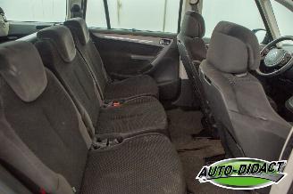 Citroën Grand C4 Picasso 1.8-16V Ambiance 7p. Clima picture 19