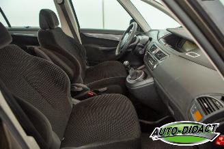 Citroën Grand C4 Picasso 1.8-16V Ambiance 7p. Clima picture 16