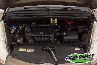 Citroën Grand C4 Picasso 1.8-16V Ambiance 7p. Clima picture 35