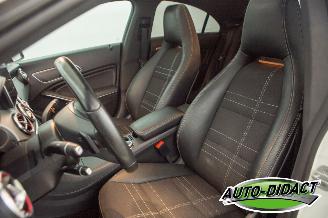 Mercedes Cla-klasse 200 Automaat Airco Pano Navi picture 25