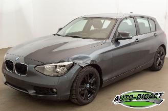 Unfallwagen BMW 1-serie 116d Airco Navi 2014/3