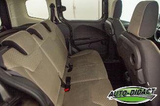 Ford Tourneo Courier 1.5 TDCi Clima picture 20