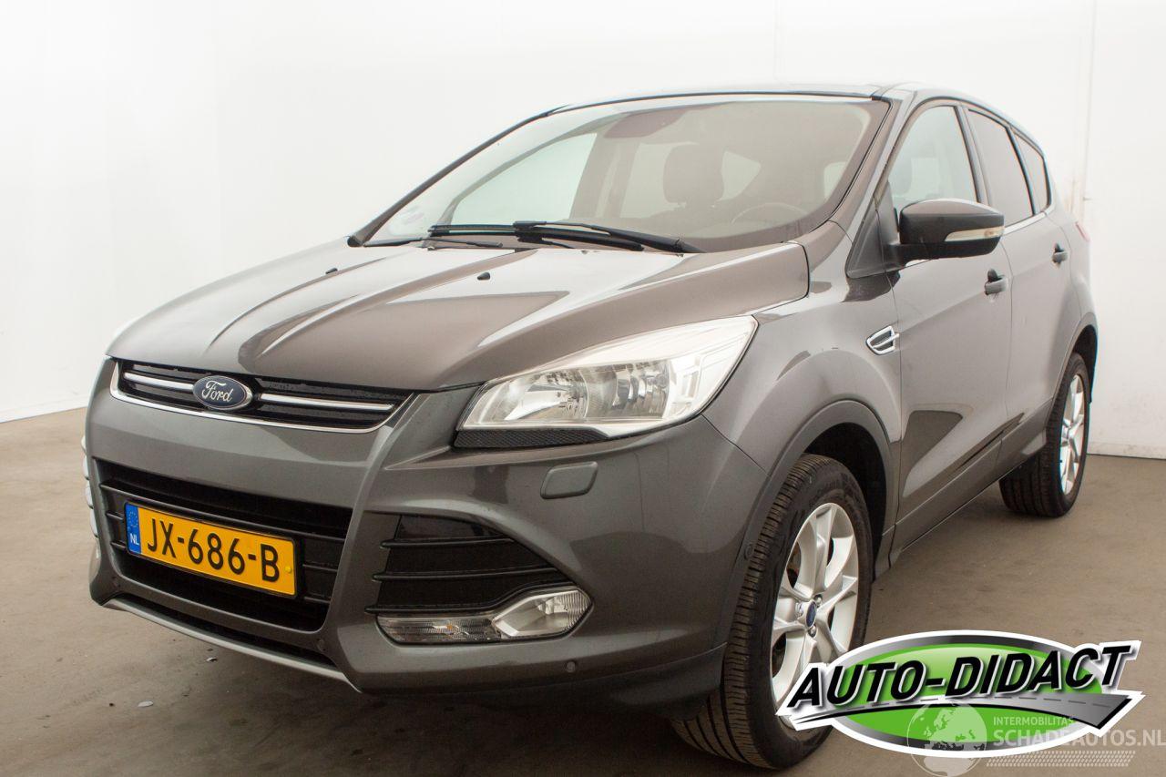 Ford Kuga 1.5 Titanium Clima Navi Camera