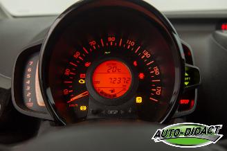 Toyota Aygo 1.0 VVT-i 72.372 km Airco Camera x-cite picture 6