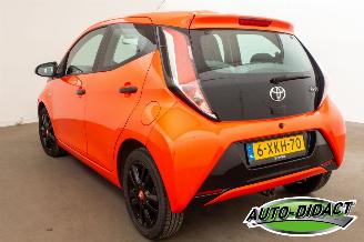 Toyota Aygo 1.0 VVT-i 72.372 km Airco Camera x-cite picture 3