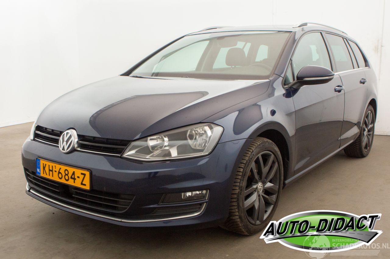 Volkswagen Golf Variant 1.6 TDI Automaat Pano Halfleder Navi Camera Connected Series