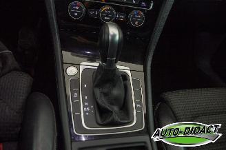 Volkswagen Golf Variant 1.6 TDI Automaat Pano Halfleder Navi Camera Connected Series picture 10