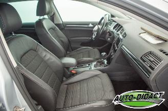 Volkswagen Golf 1.4 TSI Automaat Clima Navi Halfleder picture 17