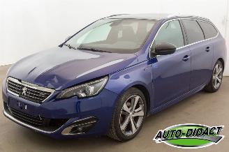 Voiture accidenté Peugeot 308 1.2 GT-Line Clima Navi Pano Camera 2017/2