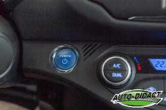 Toyota Yaris 1.5 Hybrid 70.970 km Automaat Clima Navi Camera Executive picture 11