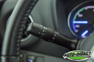 Toyota Yaris 1.5 Hybrid 70.970 km Automaat Clima Navi Camera Executive picture 19