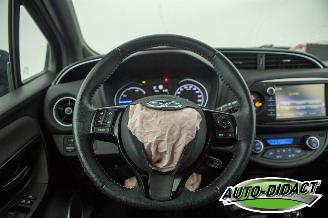 Toyota Yaris 1.5 Hybrid 70.970 km Automaat Clima Navi Camera Executive picture 5
