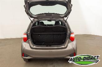 Toyota Yaris 1.5 Hybrid 70.970 km Automaat Clima Navi Camera Executive picture 41
