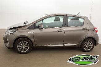 Toyota Yaris 1.5 Hybrid 70.970 km Automaat Clima Navi Camera Executive picture 42