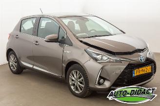 Toyota Yaris 1.5 Hybrid 70.970 km Automaat Clima Navi Camera Executive picture 2