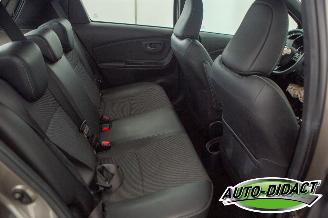 Toyota Yaris 1.5 Hybrid 70.970 km Automaat Clima Navi Camera Executive picture 25