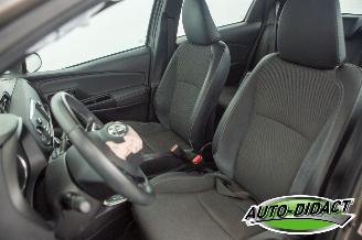 Toyota Yaris 1.5 Hybrid 70.970 km Automaat Clima Navi Camera Executive picture 29