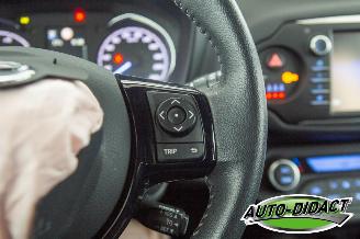 Toyota Yaris 1.5 Hybrid 70.970 km Automaat Clima Navi Camera Executive picture 18