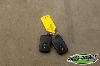 Toyota Yaris 1.5 Hybrid 70.970 km Automaat Clima Navi Camera Executive picture 30