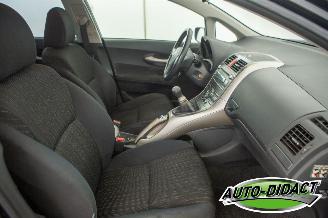 Toyota Auris 1.5 VVT-i Clima Comfort picture 17