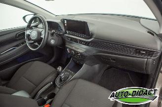 Hyundai I-20 1.0 T-GDI 86.971 km Clima Navi Camera Comfort Smart picture 19
