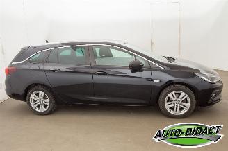 Opel Astra Sports Tourer 1.4 Turbo Clima Navi Online Edition picture 43