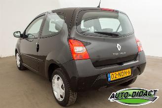Renault Twingo 1.2-16V Authentique Airco picture 3