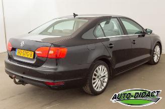 Volkswagen Jetta 1.4 TSI Automaat Clima Navi Leder Highline picture 4